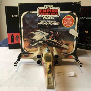 Battle-Damaged X-Wing (grey Palitoy) - complete.jpg