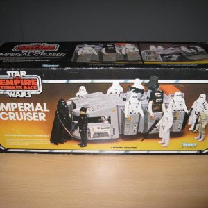 sw_imperial_cruiser_esb_kenner_misb 002.jpg