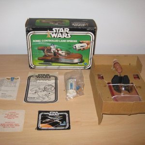 sw_sonic_controlled_landspeeder_anh_kenner 005-1.jpg