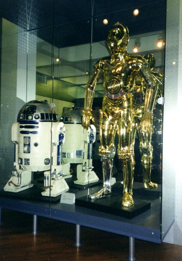 02 - R2-D2 & C-3PO.jpg