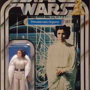 Kenner 32 Back Leia Transition Sticker p1.jpg