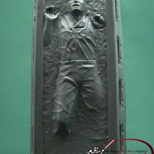 Shadows-Of-The-Empire-Han-Solo-Carbonite_Big_2.jpg