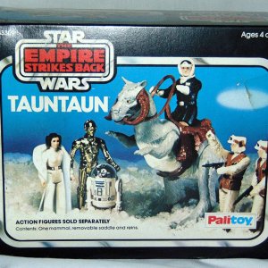 Palitoy Solid Belly Tauntaun - Printed Logo Box - 02.jpg