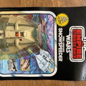 Snow speeder diecast front.jpg