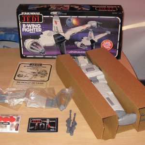 sw_b-wing_fighter_rotj_kenner 003_2.jpg