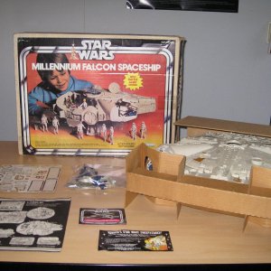 sw_millennium_falcon_anh_kenner 007.jpg