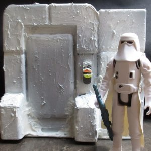 HOTH WALL SECTION (1).JPG