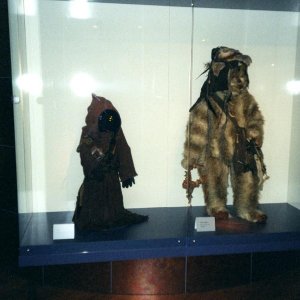 15 - Jawa & Logray.jpg